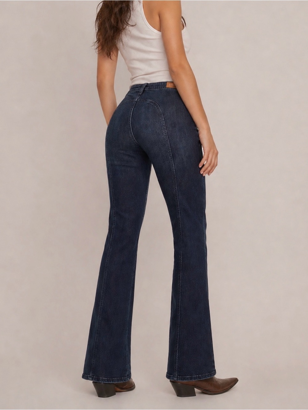 Shyanne 33 Short High-Rise Bootcut Back Seam Bareback Jeans Western Women’s